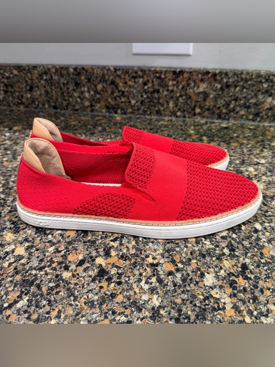 UGG Shoes - Ugg Sammy knit Women's Red Knit Slip-On Sneakers 10